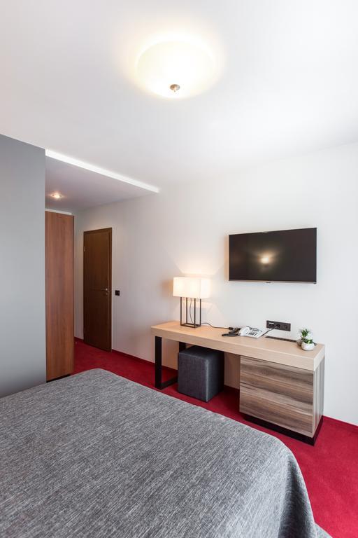 Viesbutis Simpatija Hotell Druskininkai Exteriör bild