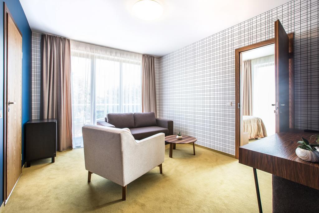 Viesbutis Simpatija Hotell Druskininkai Exteriör bild
